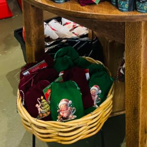 Story Book Cakes - Red Christmas Bag 2 x Mud Cake in a Mug + Gold Spoon